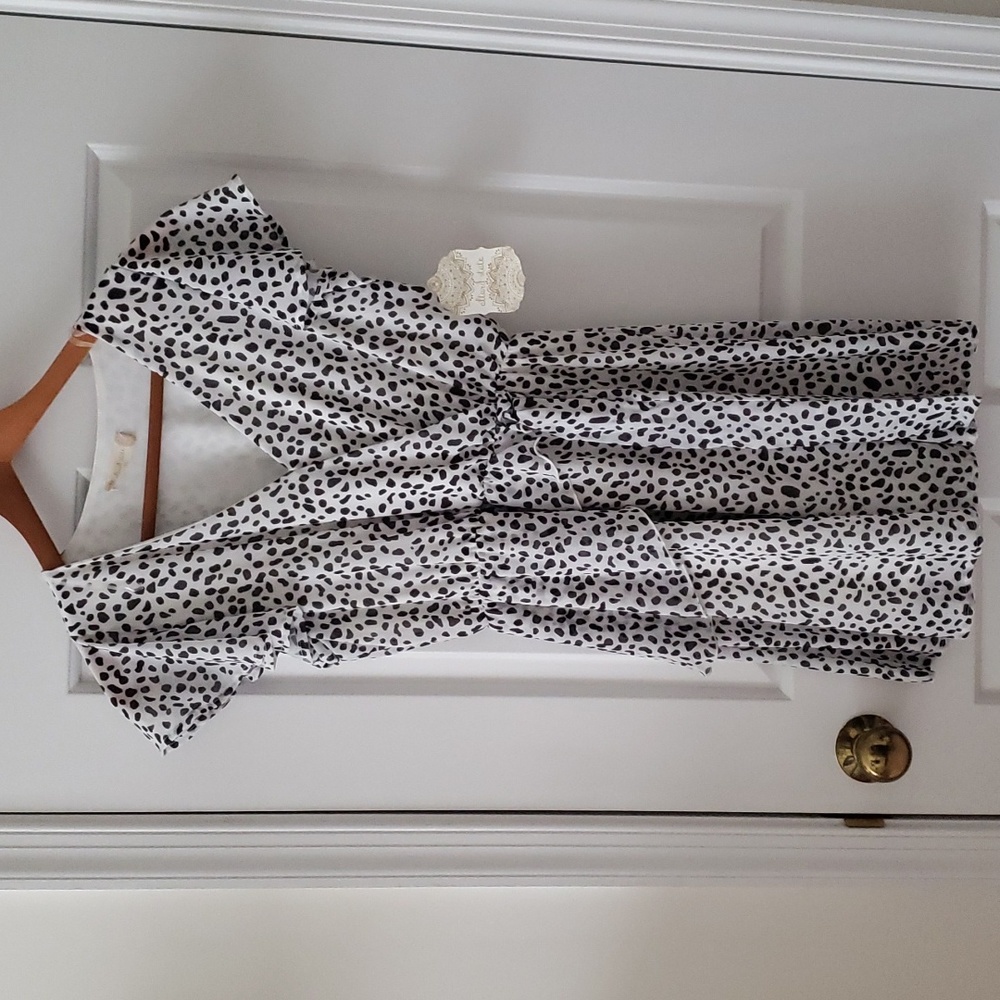 Altar'd State Flutter Sleeve short dress black white dot